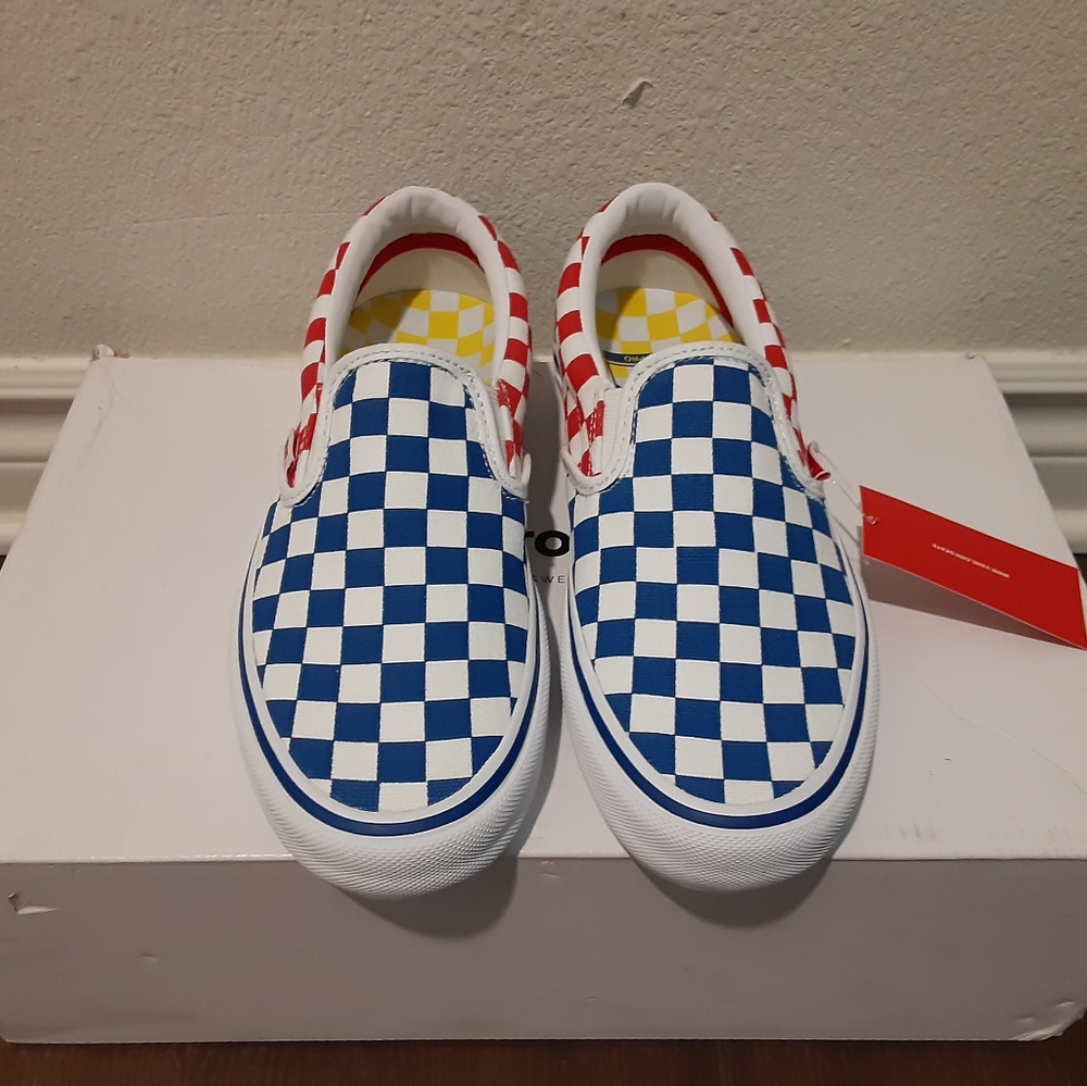Vans - Picture 4 of 4